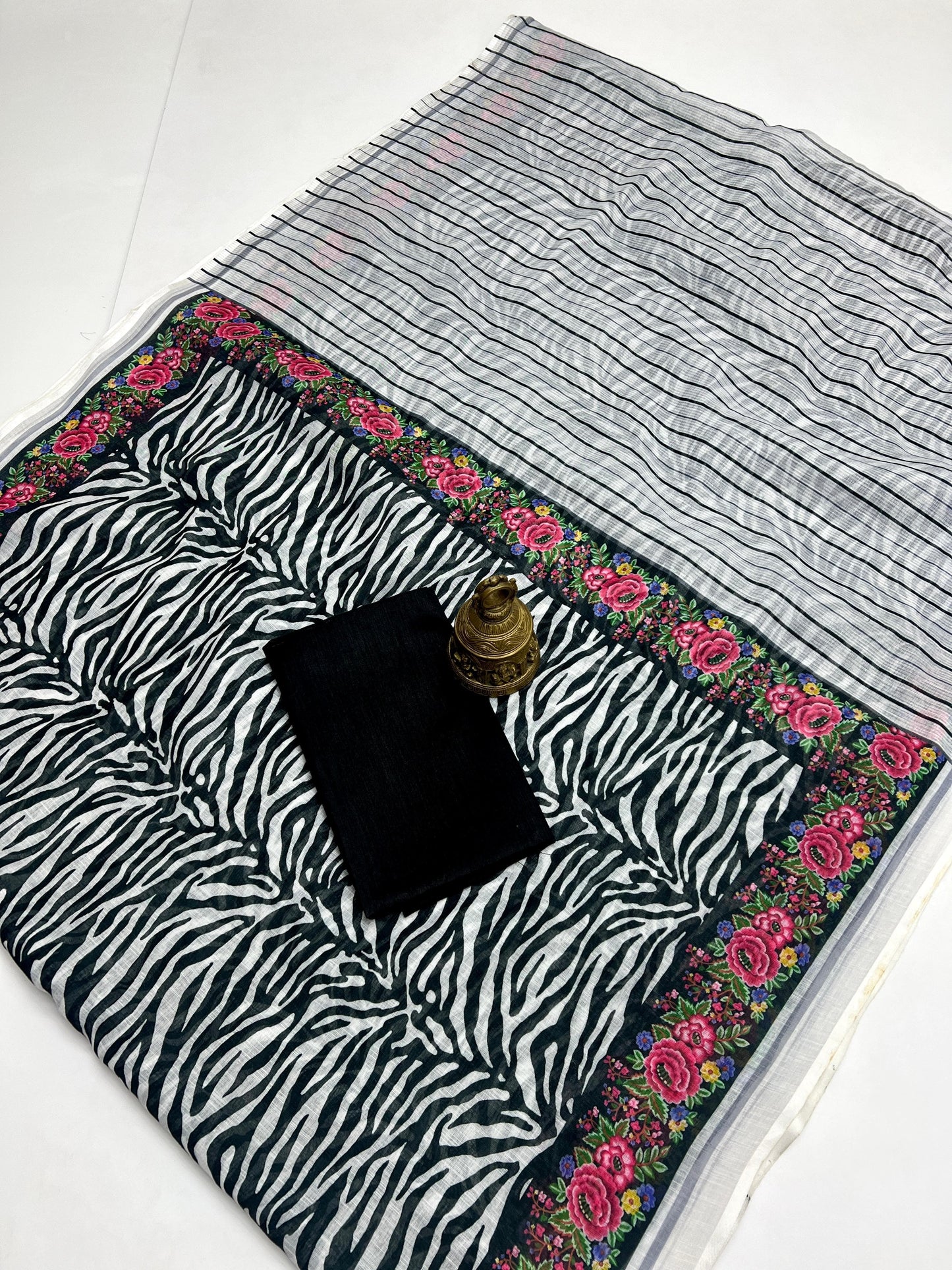 MG579 Linen Saree