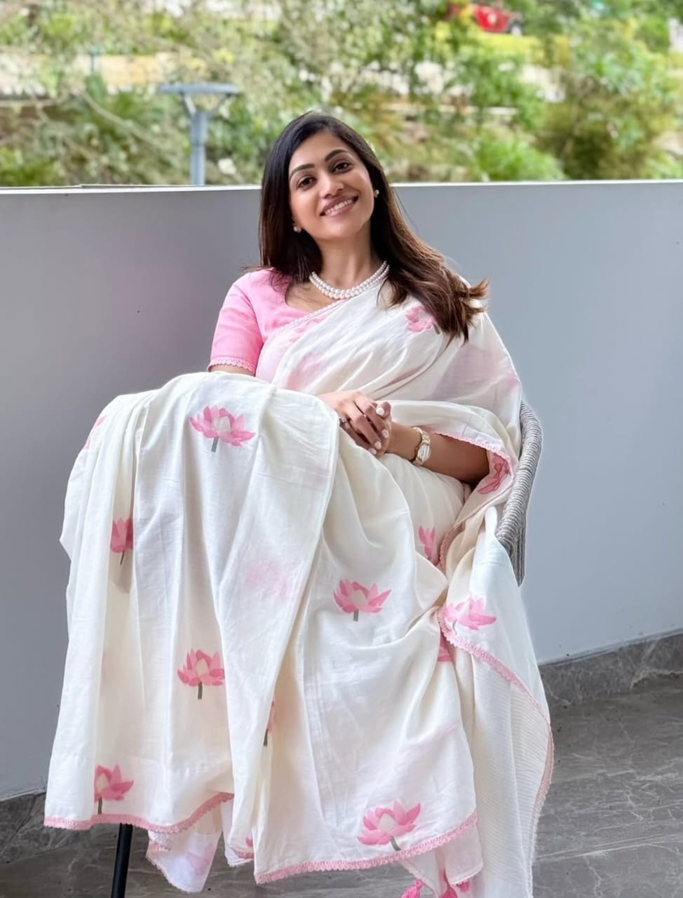 MG589 – Mangalya Linen Saree with Fancy Lace Border