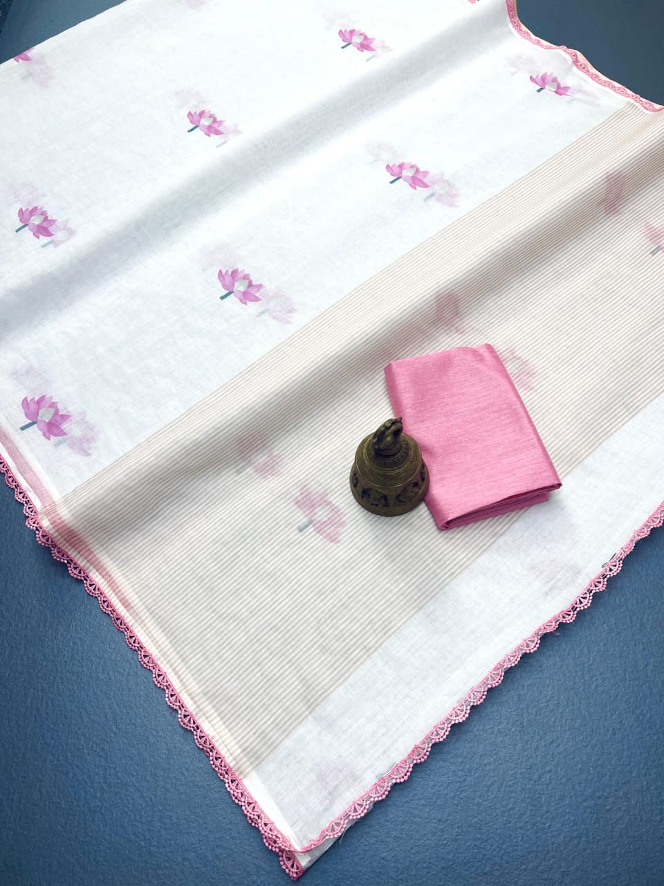 MG589 – Mangalya Linen Saree with Fancy Lace Border