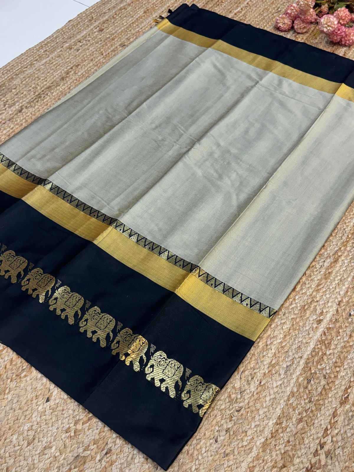 Cotton Silk Sarees with Jacquard Borders – 50 AED