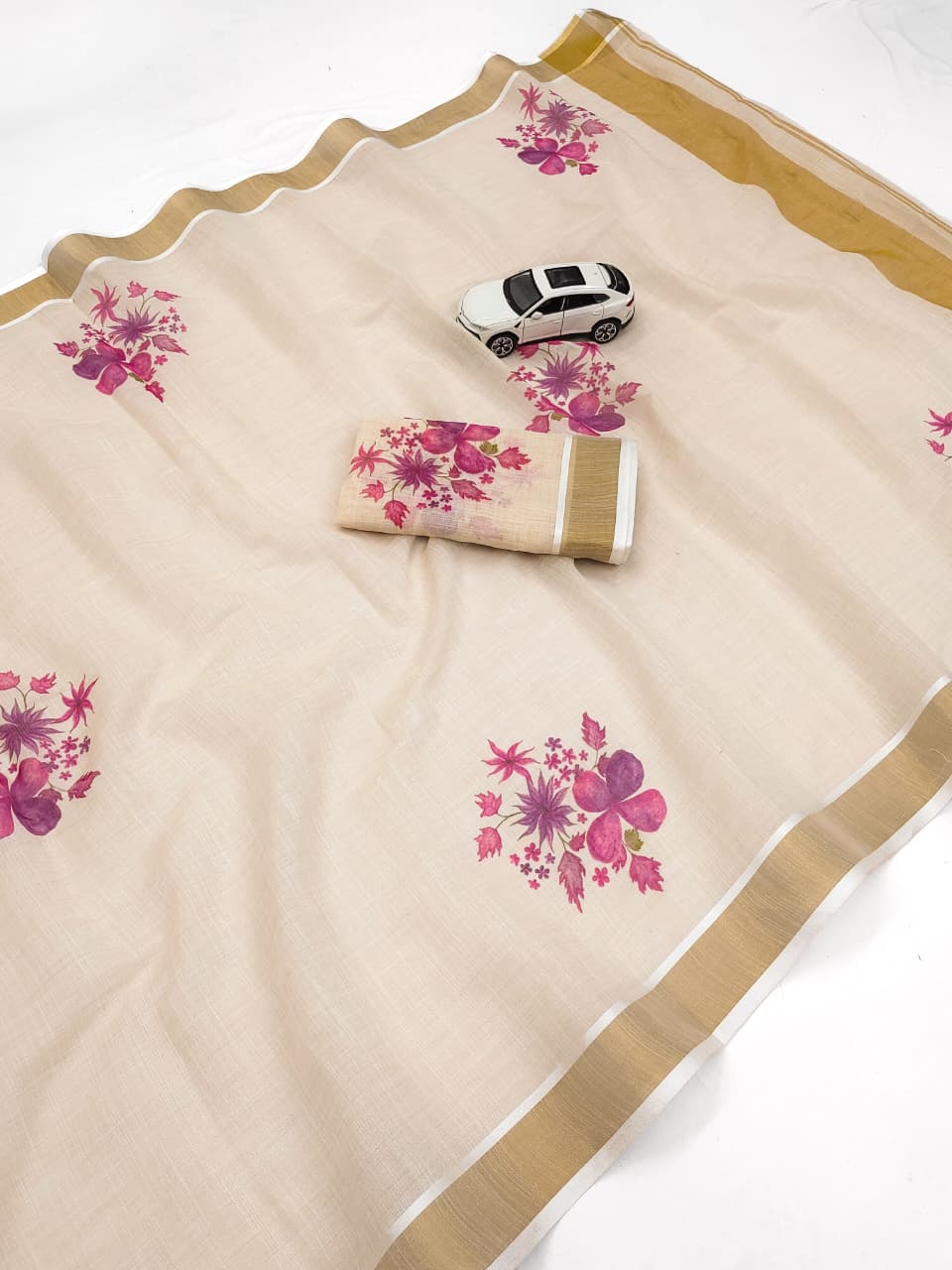 Linen Slub Cotton Floral Saree – 59 AED
