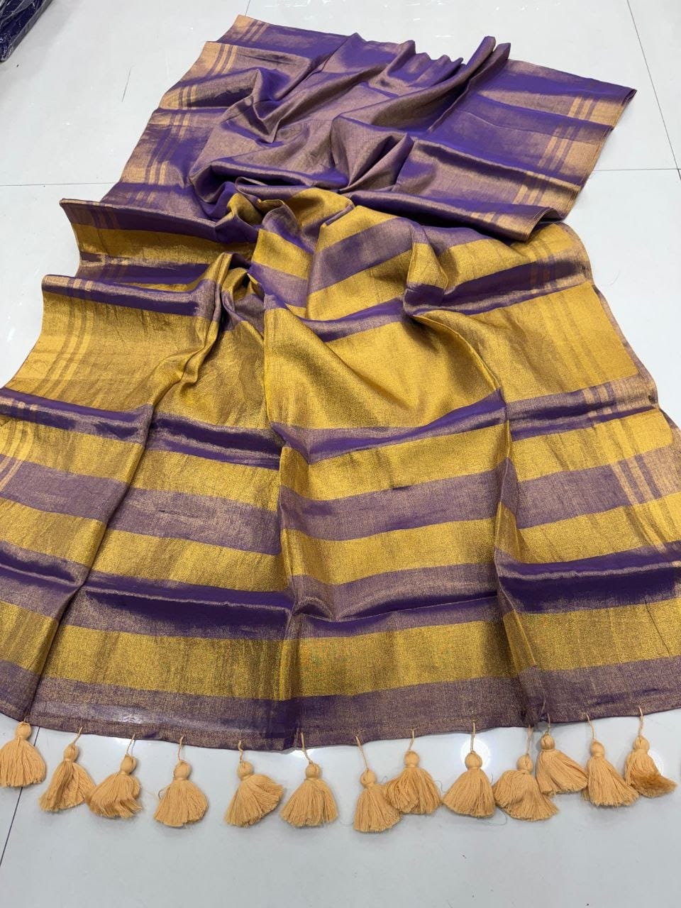 Mul Tissue Saree with Golden Zari – 99 AED