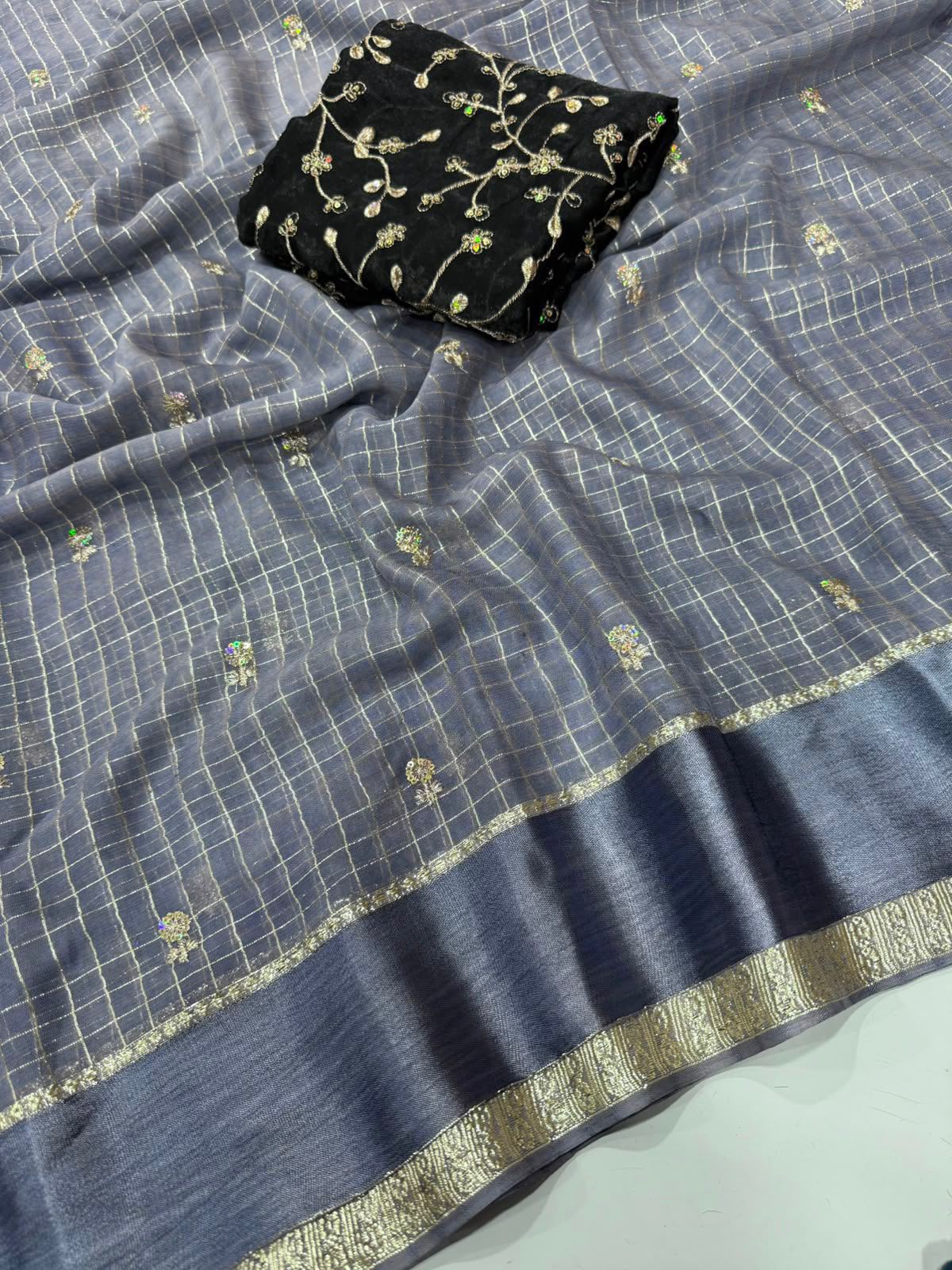 Georgette Viscose Checked Zari Weaving Saree