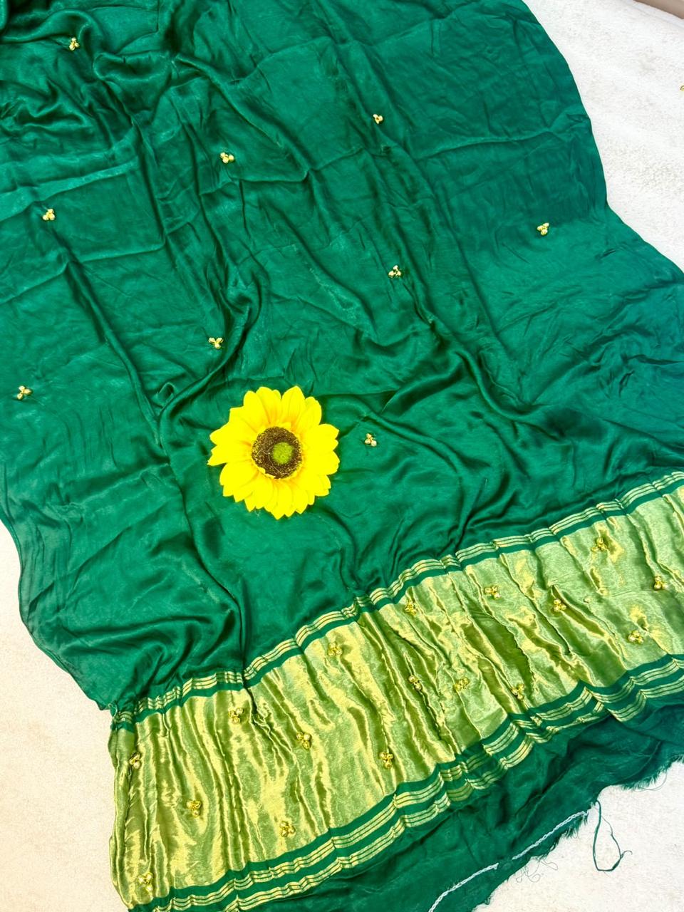 Gajji Silk Gunguru Saree with Lagdi Patta & Rich Pallu