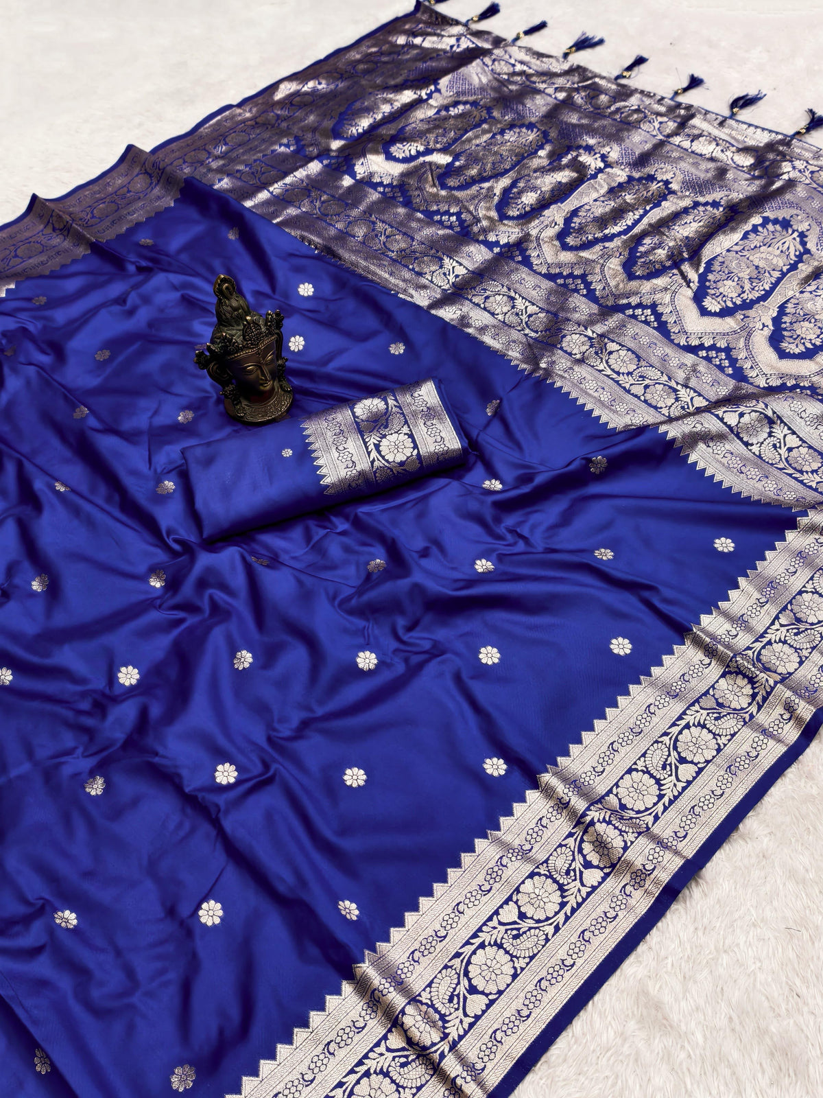 Soft Two-Tone Banarasi Silk Weaving Saree