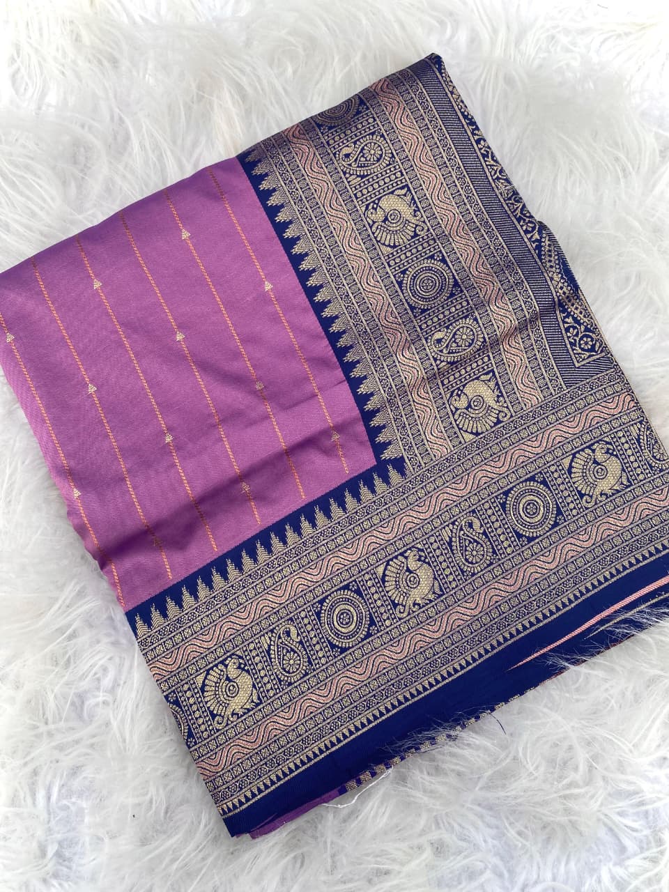 Paithani Silk Weaving Saree
