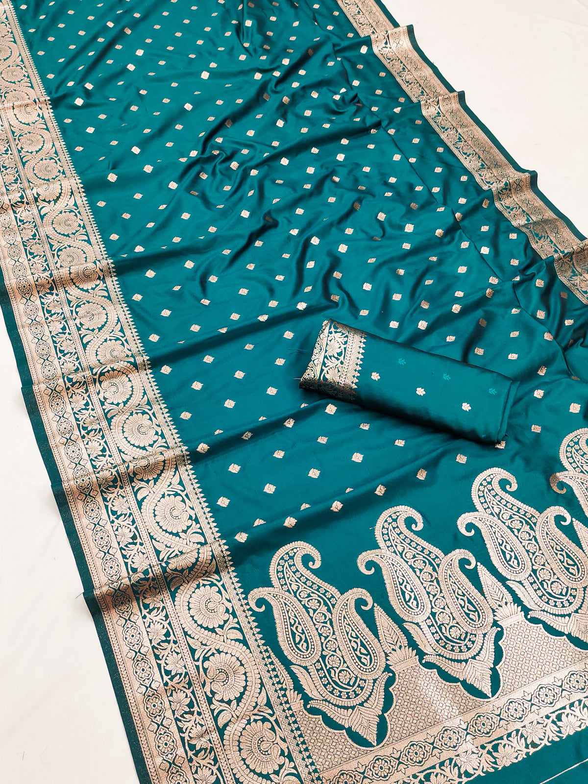 Banarasi Silk Weaving Saree