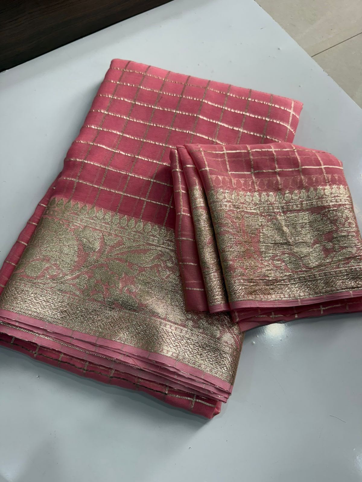 Viscose Georgette Zari Checked Saree with Viscose Zari Weaving Border