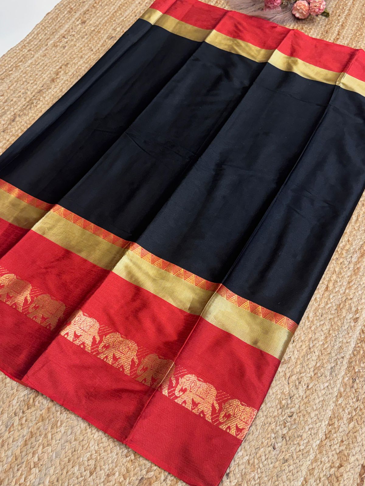 Cotton Silk Sarees with Jacquard Borders – 50 AED