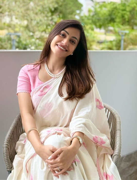 MG589 – Mangalya Linen Saree with Fancy Lace Border