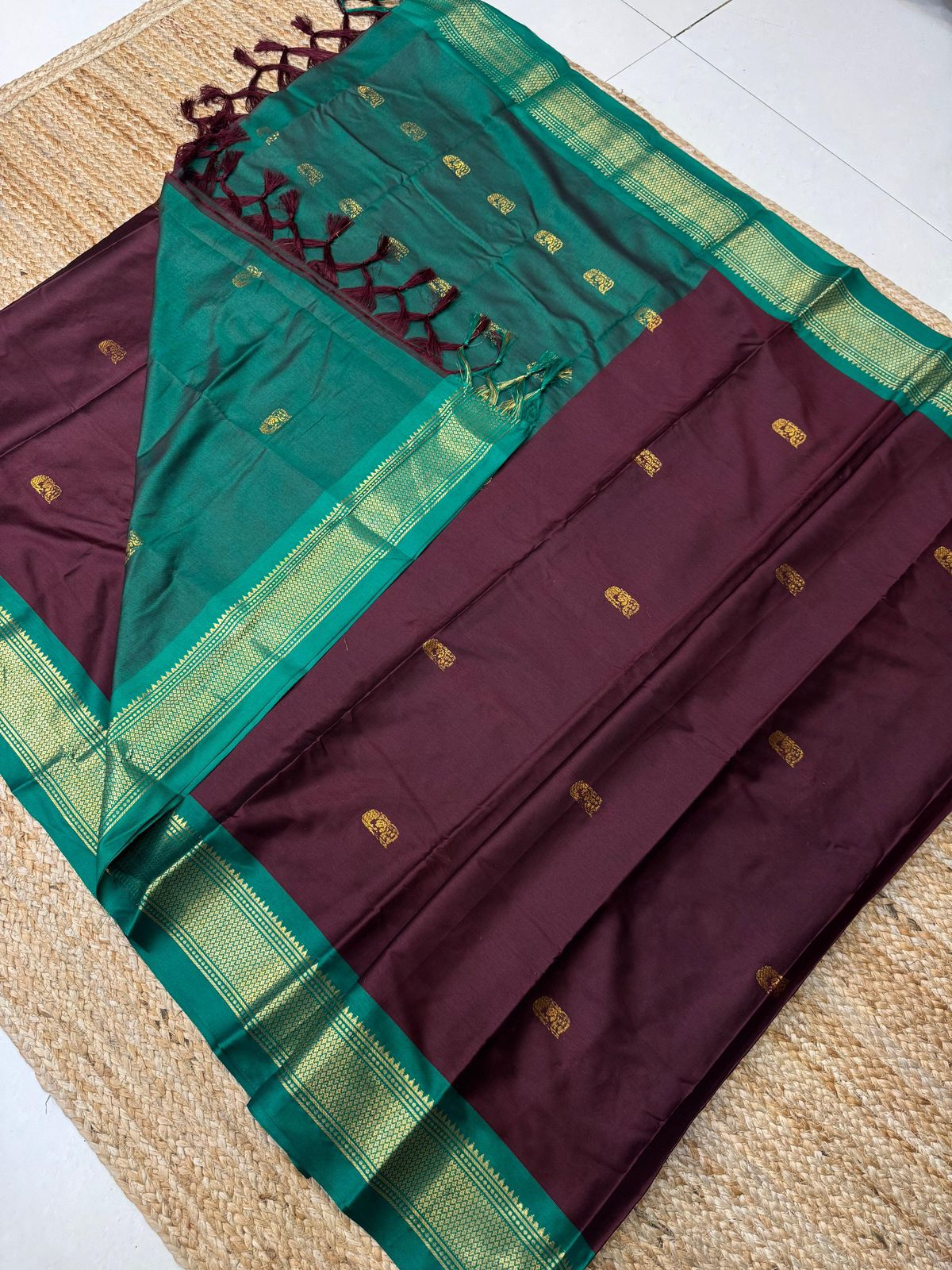 Cotton Silk Sarees with Jacquard Borders – 50 AED