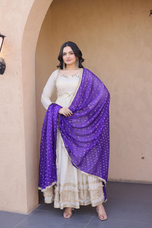 Cosmos Silk Long Flared Kali Pattern Suit – 125 AED