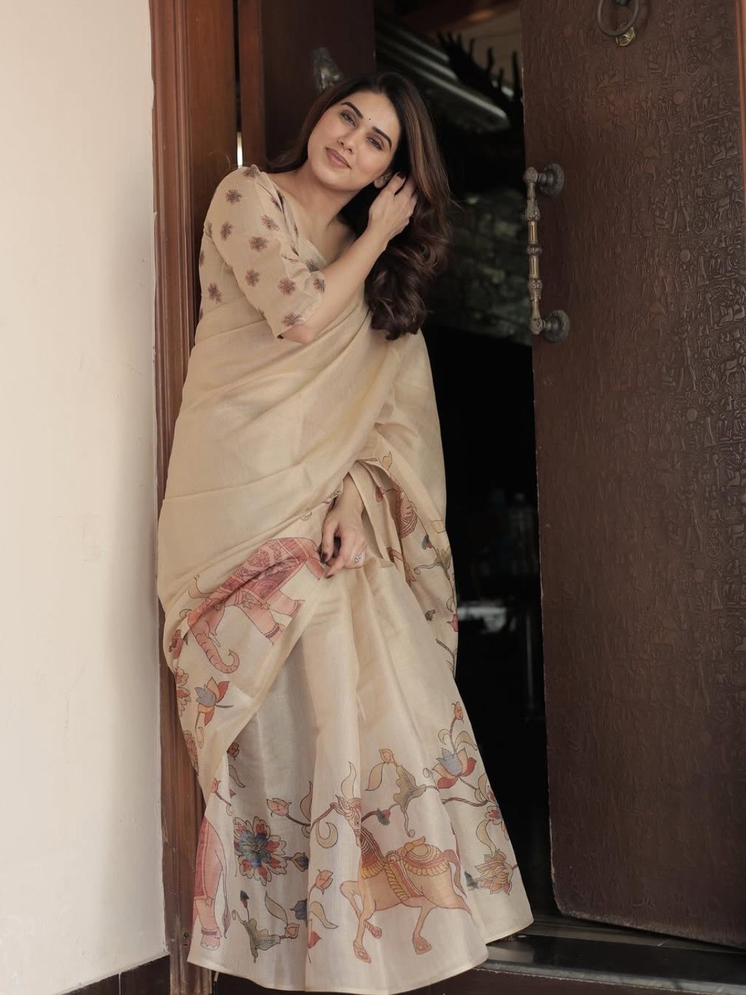 Linen Tissue Silk Saree – 65 AED