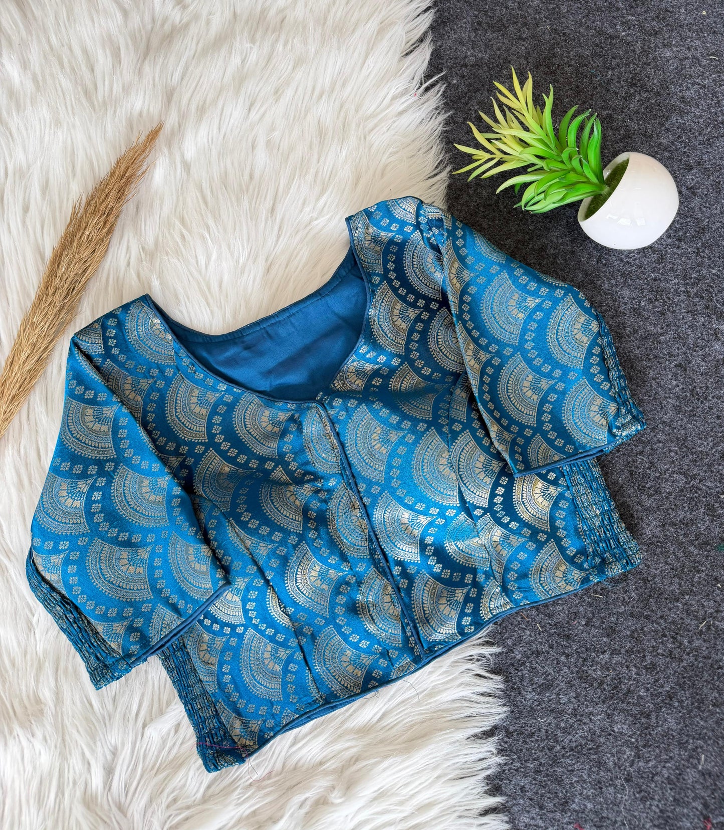Side Elastic Stretchable Blouse – 50 AED