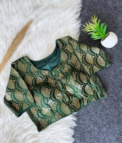 Side Elastic Stretchable Blouse – 50 AED