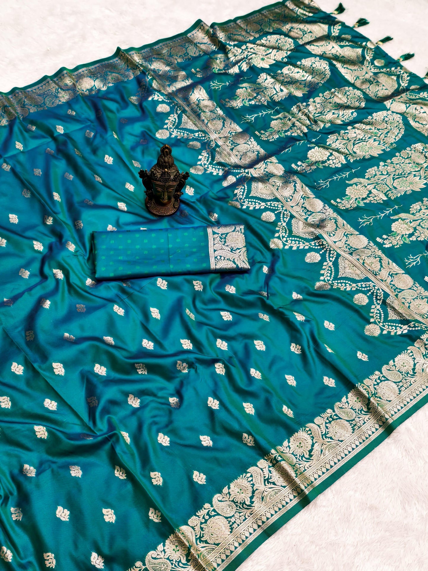 Soft Two Tone Silk Banarasi Weaving Saree – 99 AED