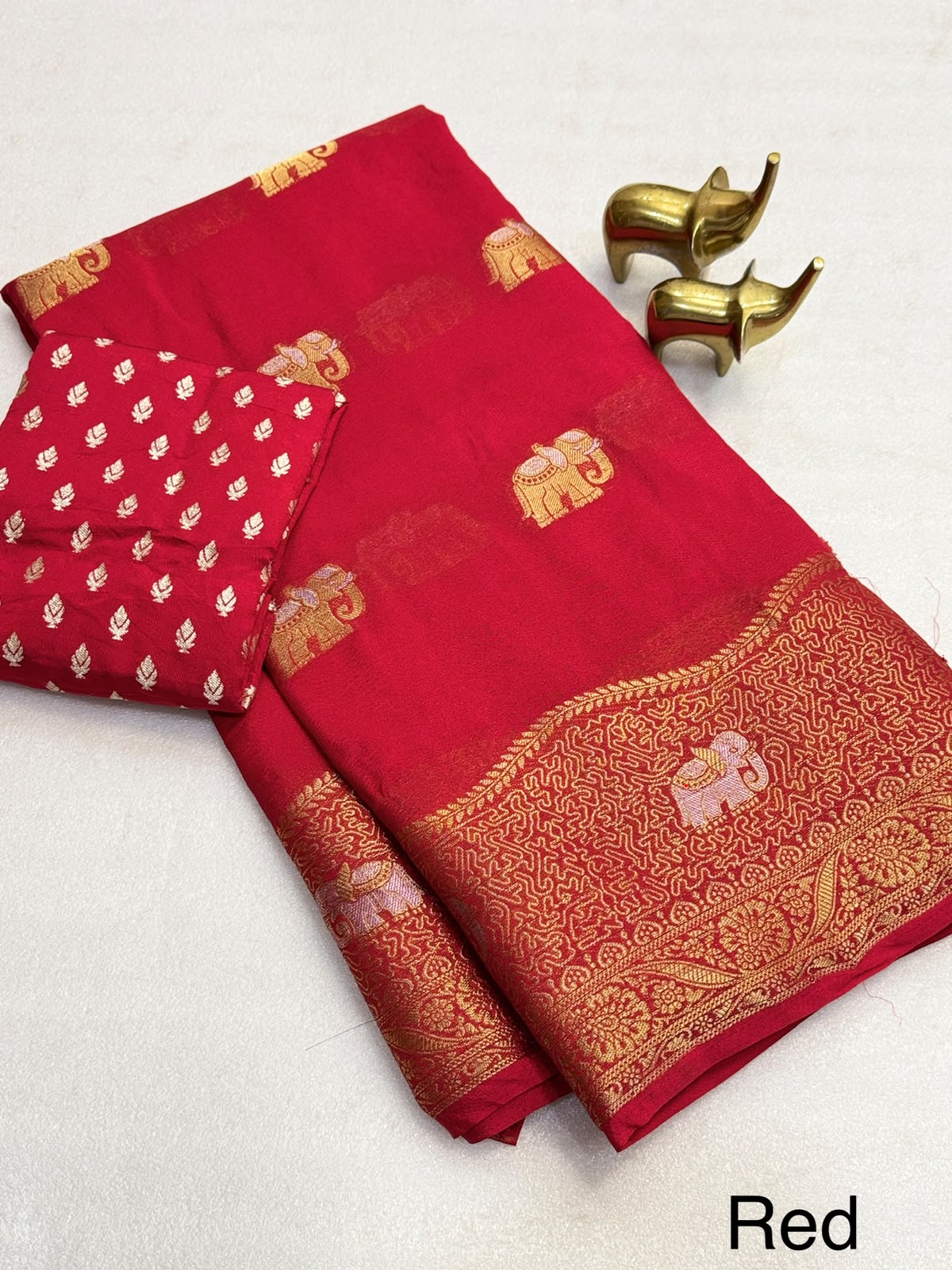 Soft Viscose Silk Saree with Zari Weaving Borders – 99 AED