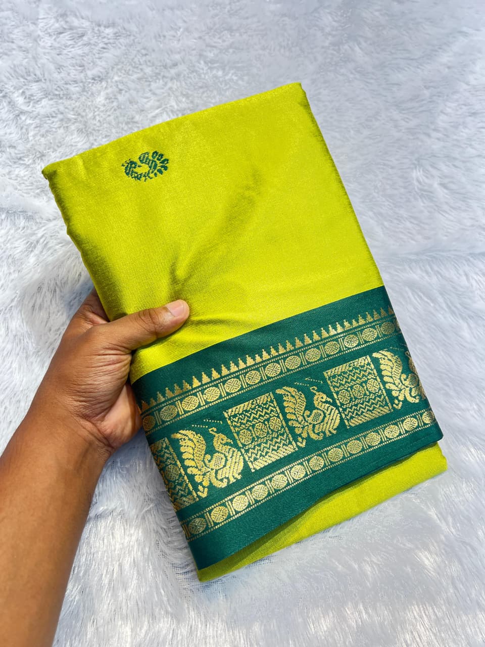 Aura Cotton Silk Weaving Saree – 59 AED