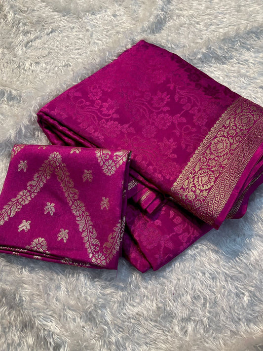 Viscose Chinnon Silk Saree with Viscose Zari Weaving Borders – 119 AED