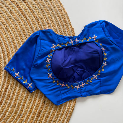 Madhubala Pattern Halter Neck Silk Blouse with Bead & Sequence Work – 75 AED