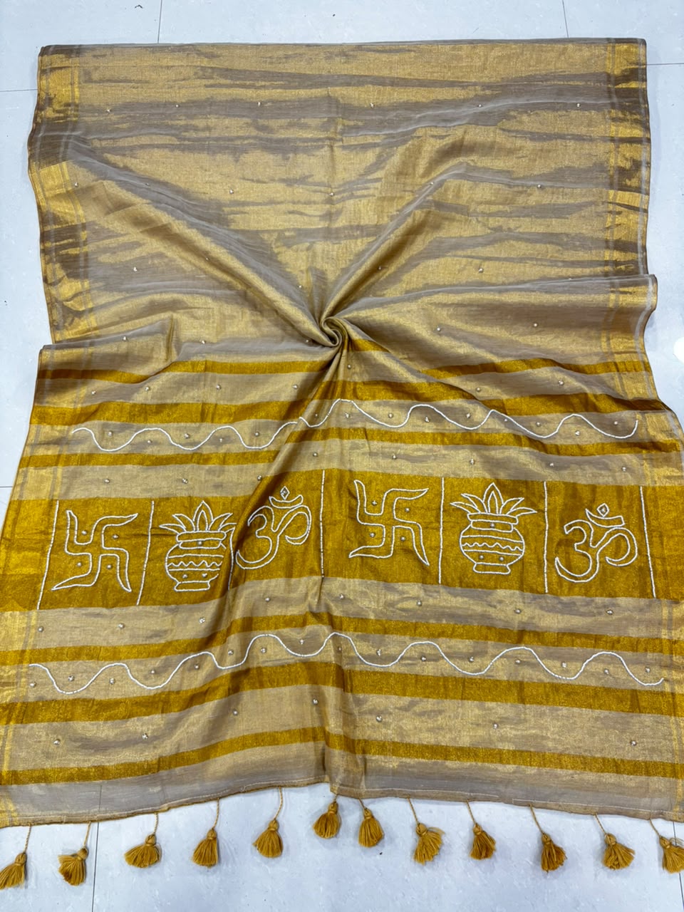 Tussar Tissue Silk Saree with Bead & Pearl Work – 115 AED
