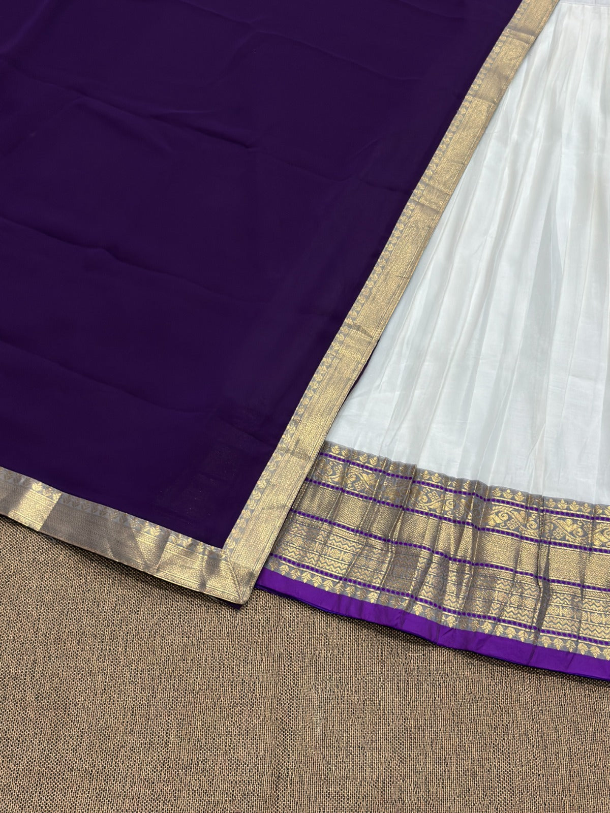 Mul Chanderi Cotton Readymade Dhavani Collection – 99 AED