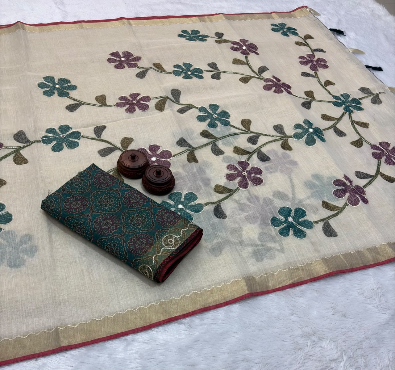 Bengal Linen Tissue Saree with Embroidered Pallu & Ajrakh Printed Blouse – 99 AED