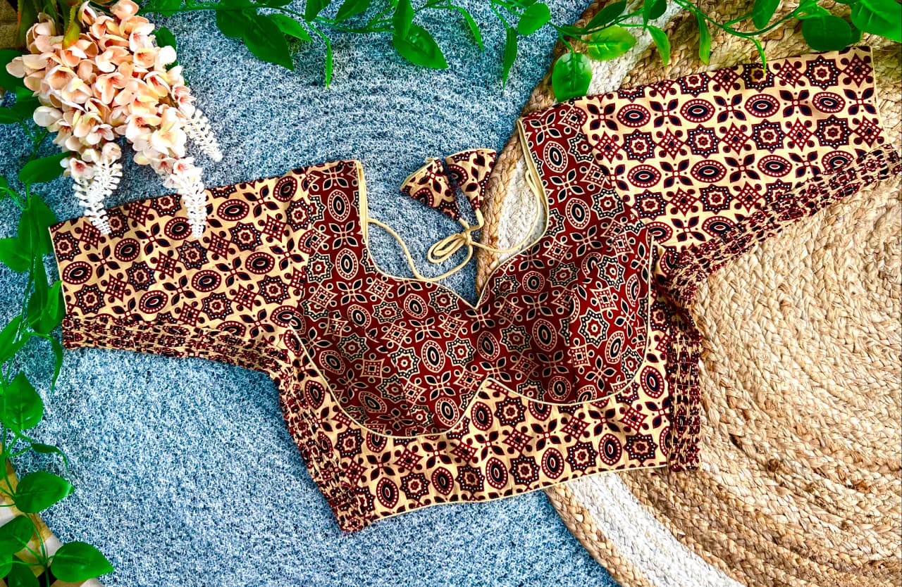 Side Elastic Stretchable Readymade Blouse – 50 AED