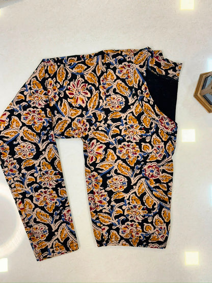 5501 - Elastic Long Sleeve Stretchable Ajrakh Blouse – 39 AED