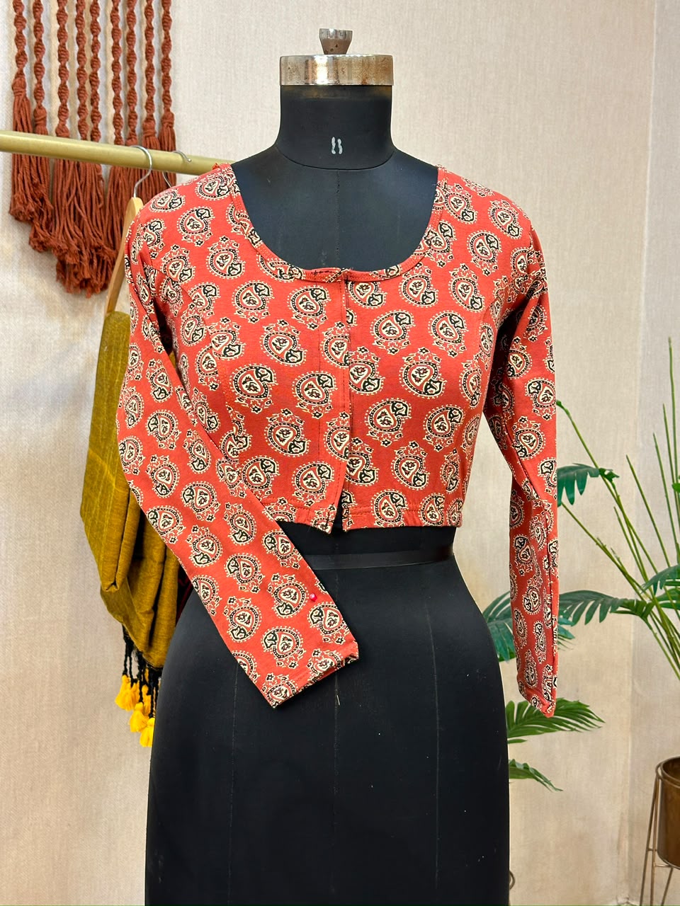 5501 - Elastic Long Sleeve Stretchable Ajrakh Blouse – 39 AED