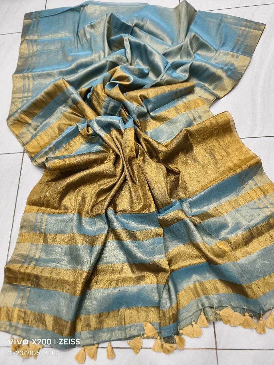 Mul Tissue Saree with Golden Zari – 99 AED