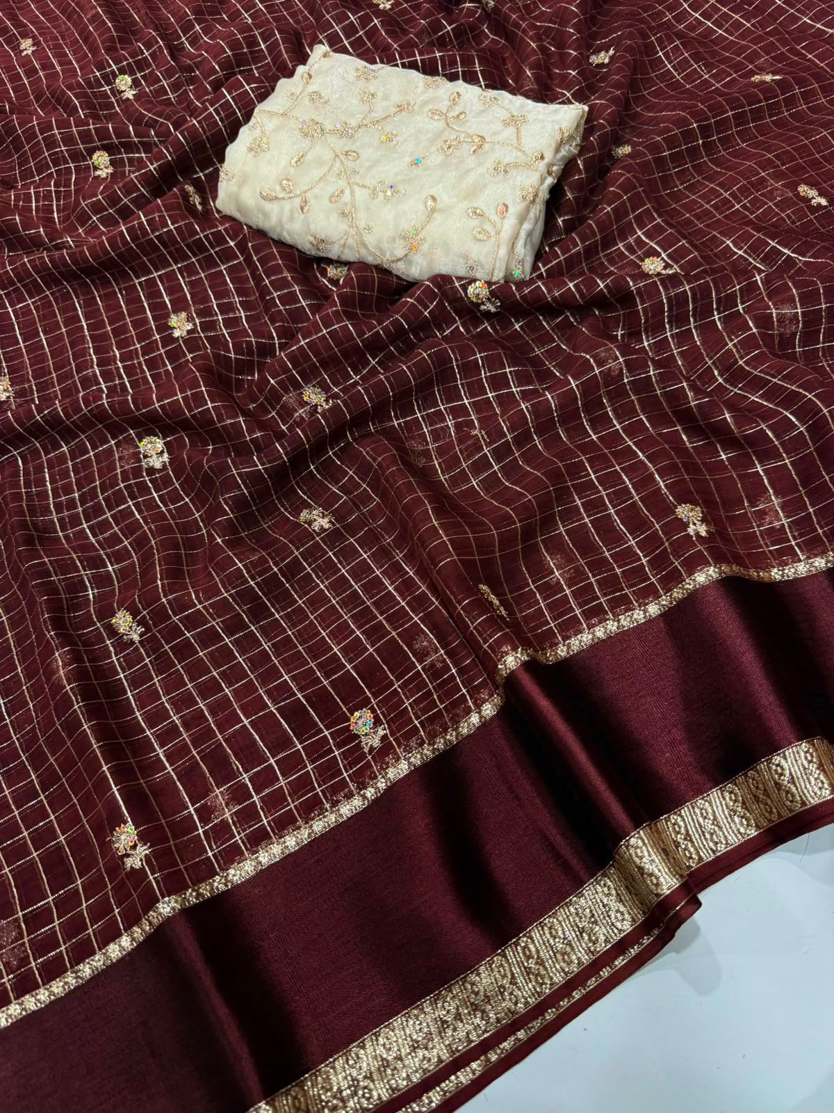 Georgette Viscose Checked Zari Weaving Saree