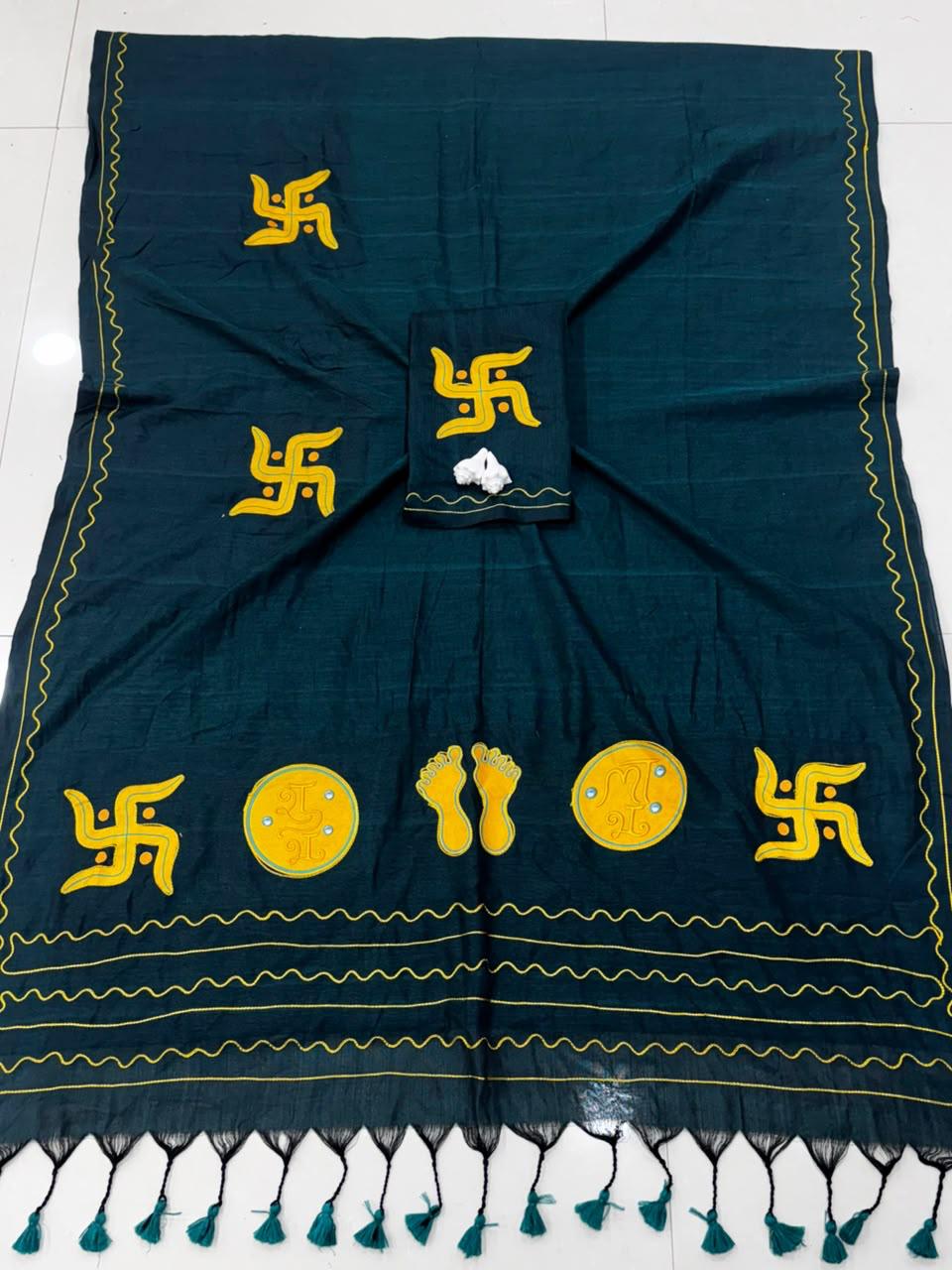 Cotton Handloom Saree with Aari Embroidery