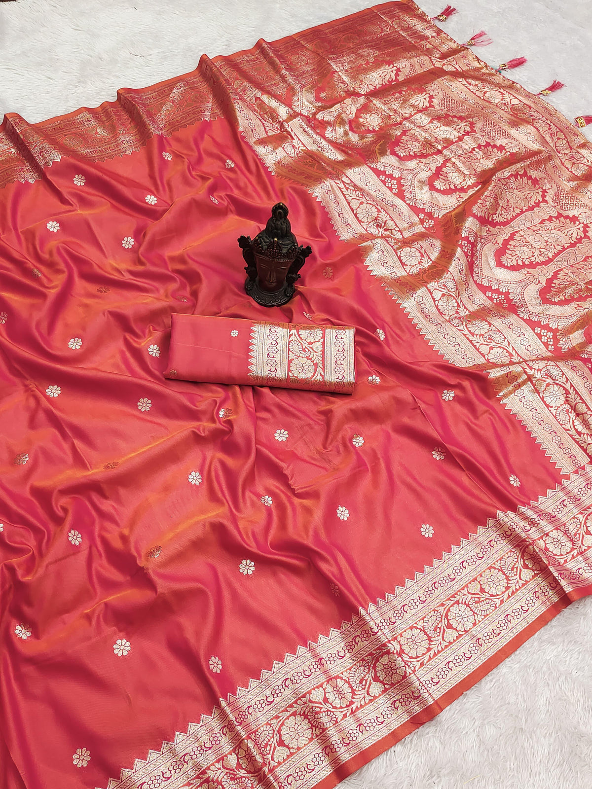 Soft Two-Tone Banarasi Silk Weaving Saree