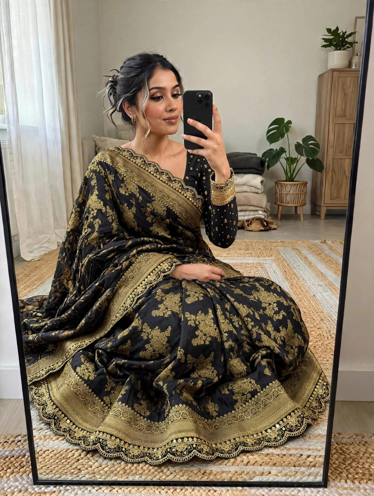 Semi Kanjivaram Jaal Floral Zari Weaving Saree with Scalloped Borders