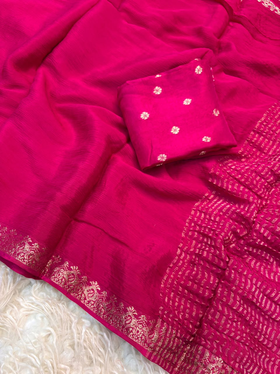 Viscose Georgette Silk Saree with Viscose Zari Borders