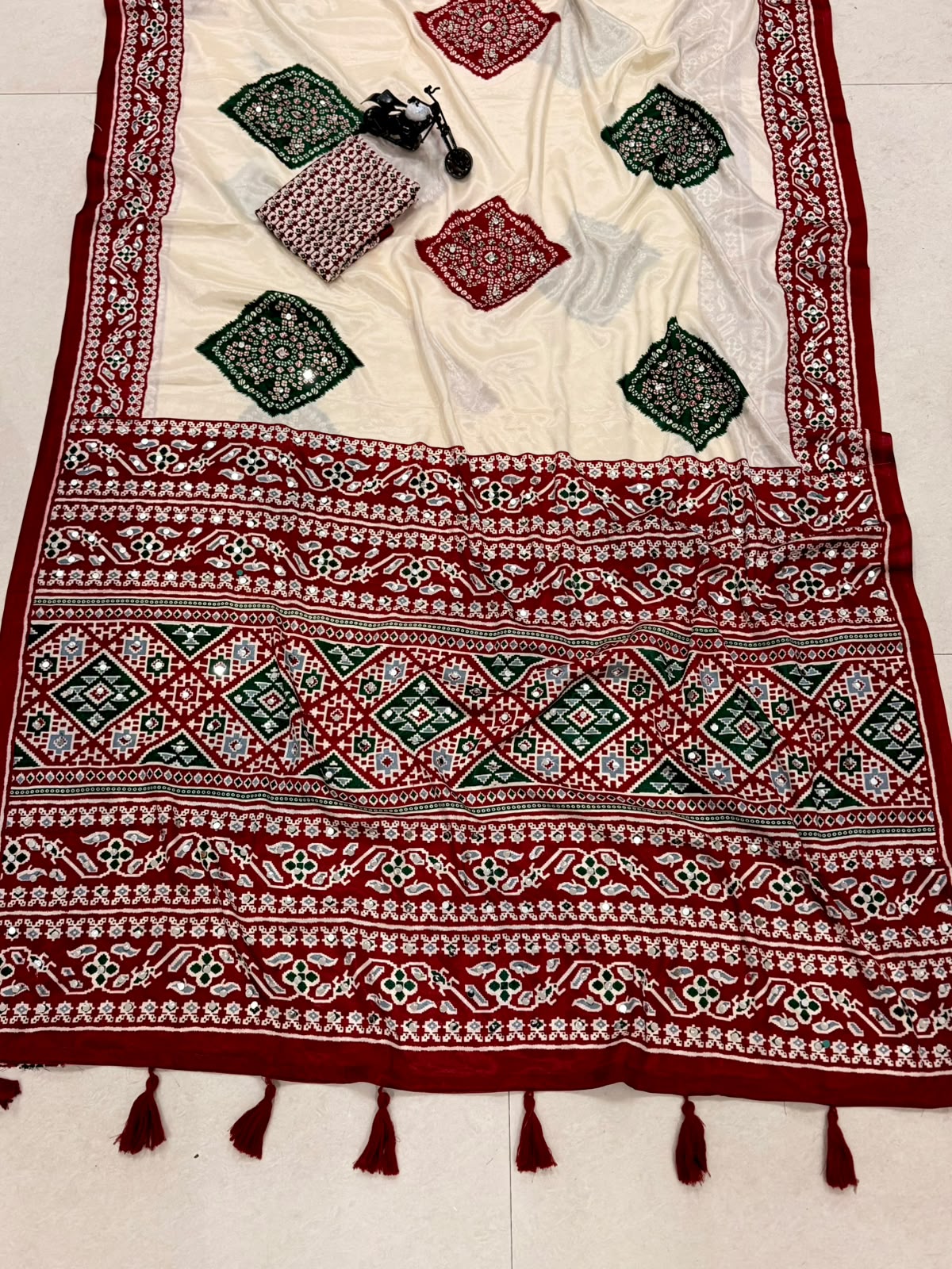Bandhini Modal Crepe Silk Saree with Real Mirror Work