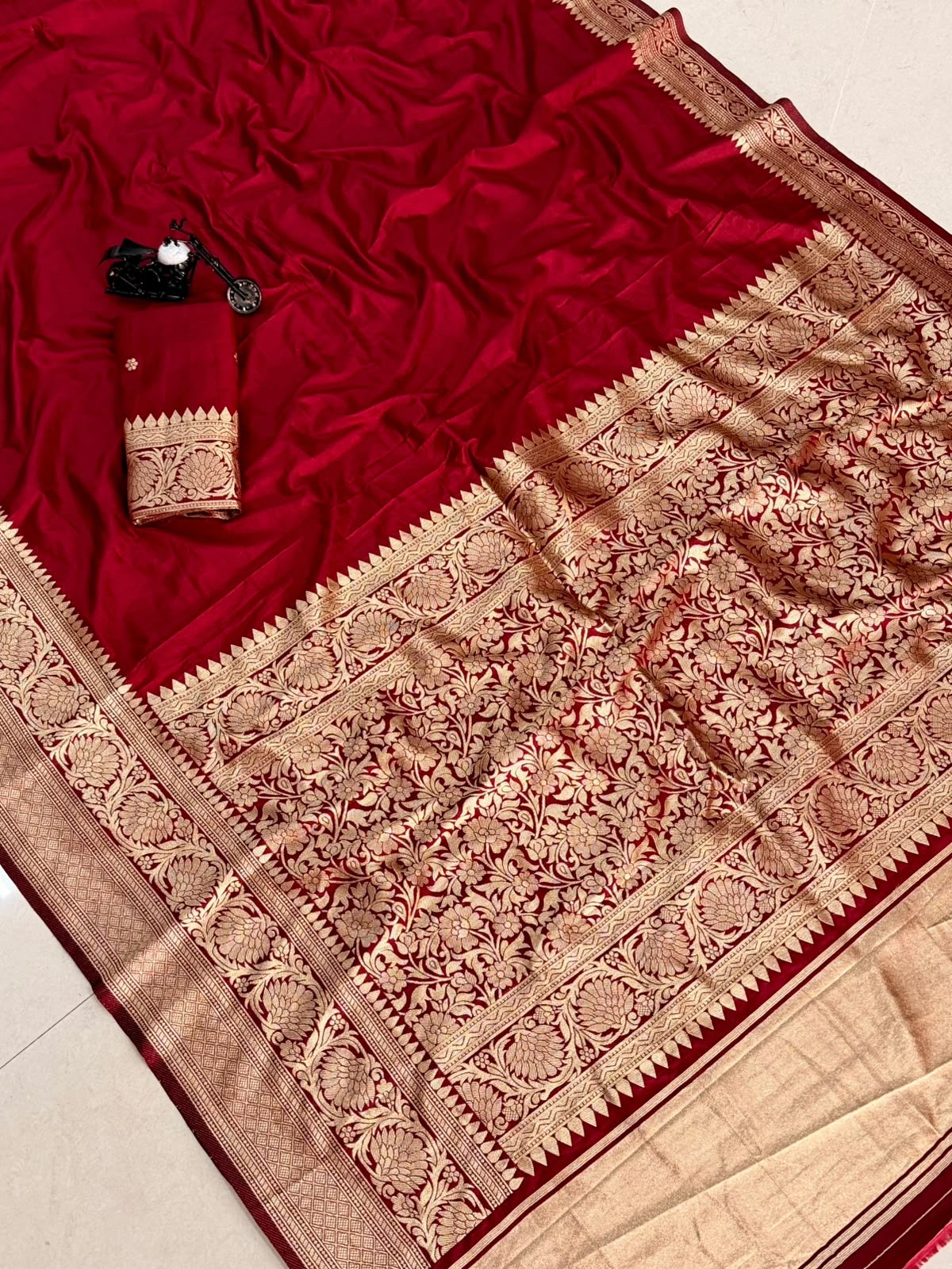 Paithani Silk Weaving Saree