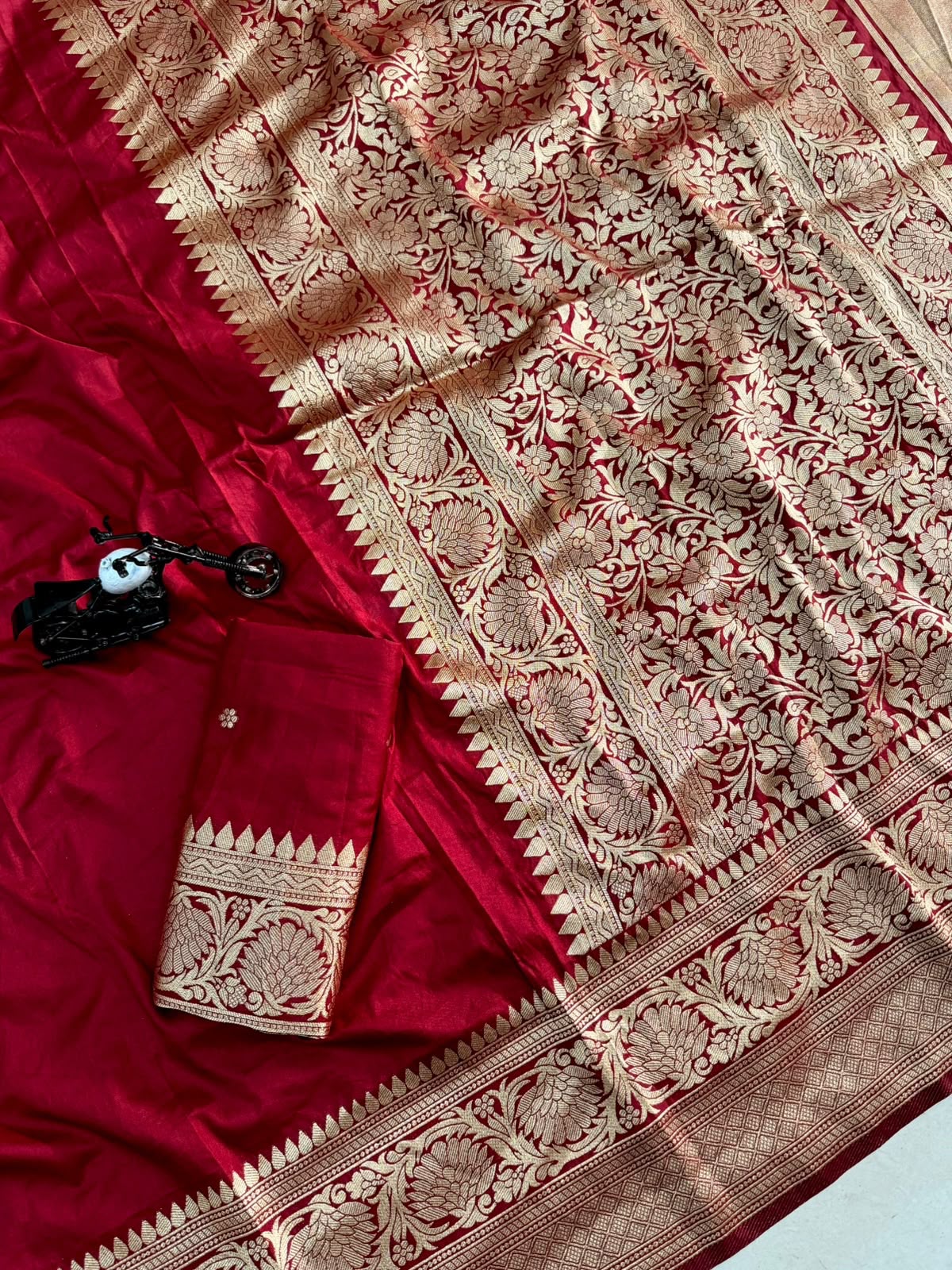 Paithani Silk Weaving Saree