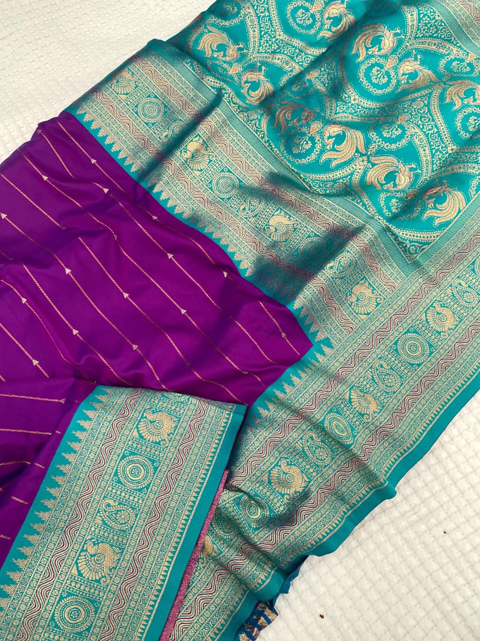 Paithani Silk Weaving Saree