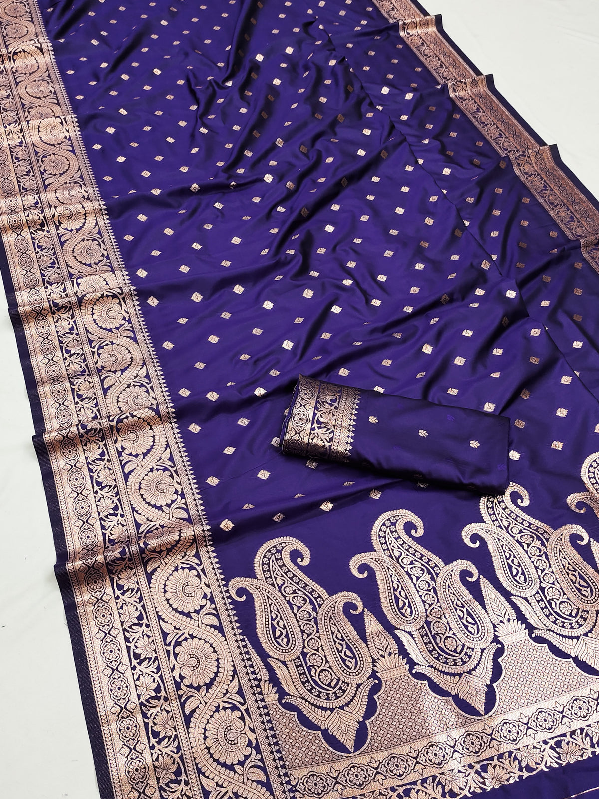 Banarasi Silk Weaving Saree
