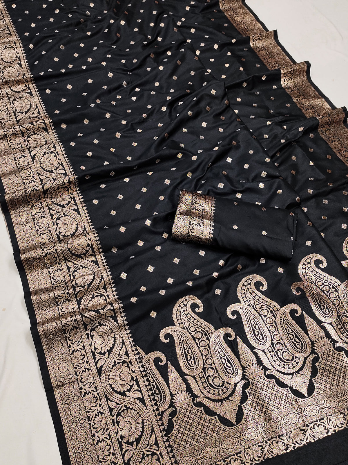 Banarasi Silk Weaving Saree