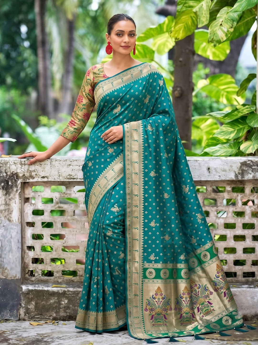 Semi Kanjivaram Banarasi Silk Saree