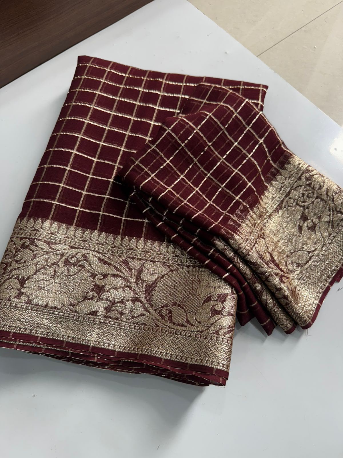 Viscose Georgette Zari Checked Saree with Viscose Zari Weaving Border