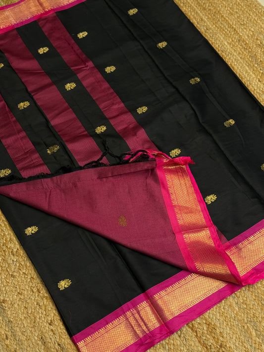 Cotton Silk Sarees with Jacquard Borders – 50 AED