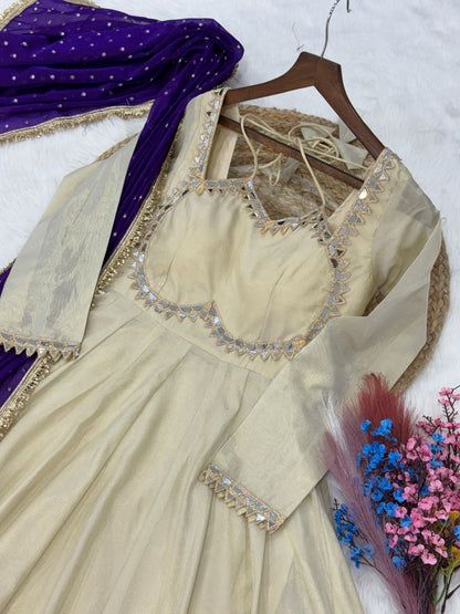 Cosmos Silk Long Flared Kali Pattern Suit – 125 AED