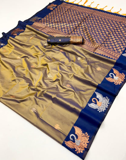 Soft Handloom Dual Tone Effect Saree – 99 AED