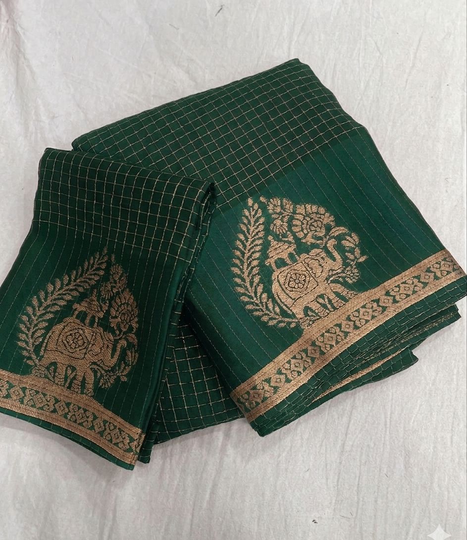 Viscose Chinnon Silk Saree with Checked Pattern & Viscose Zari Borders – 115 AED