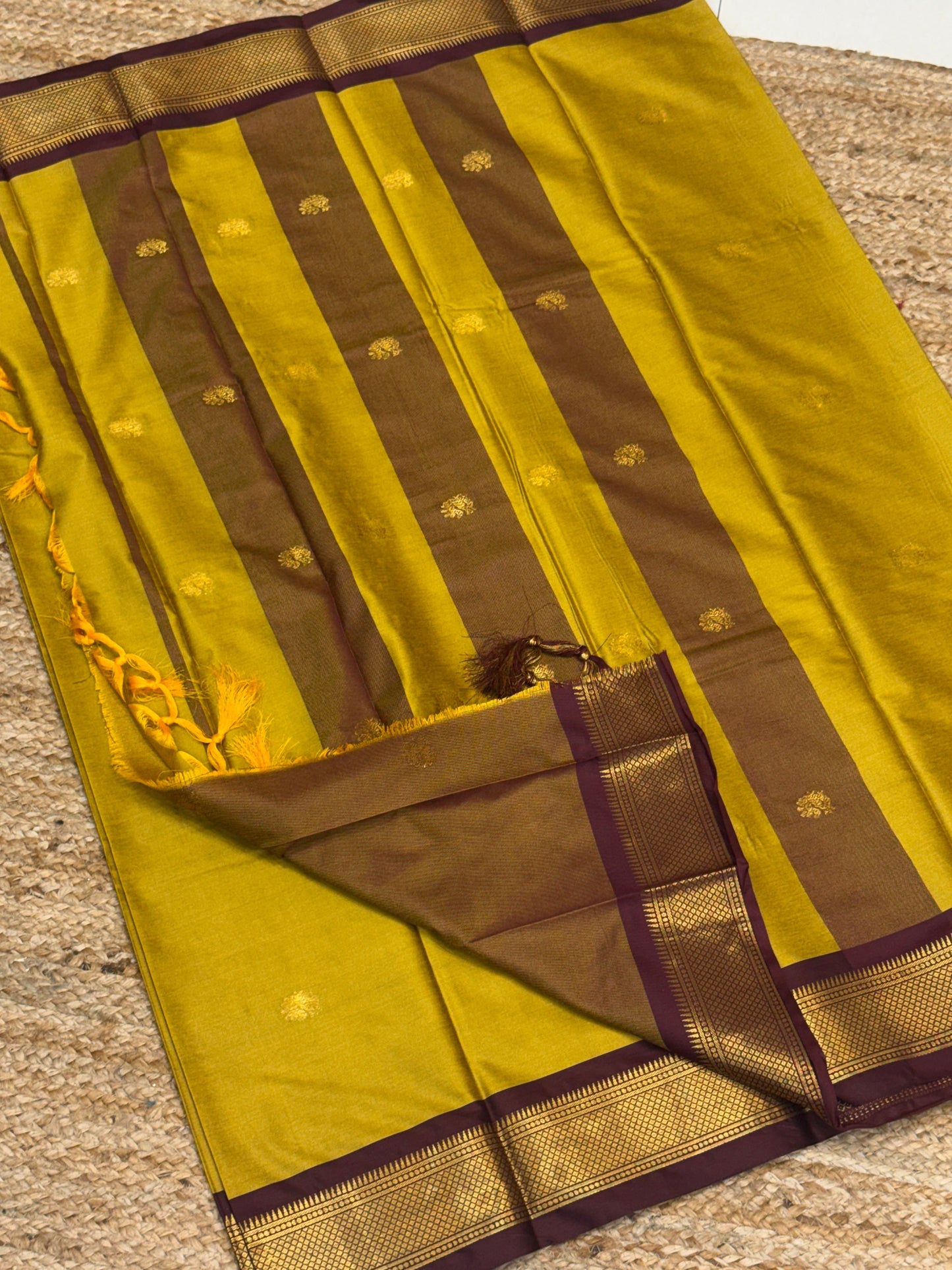 Cotton Silk Sarees with Jacquard Borders – 50 AED