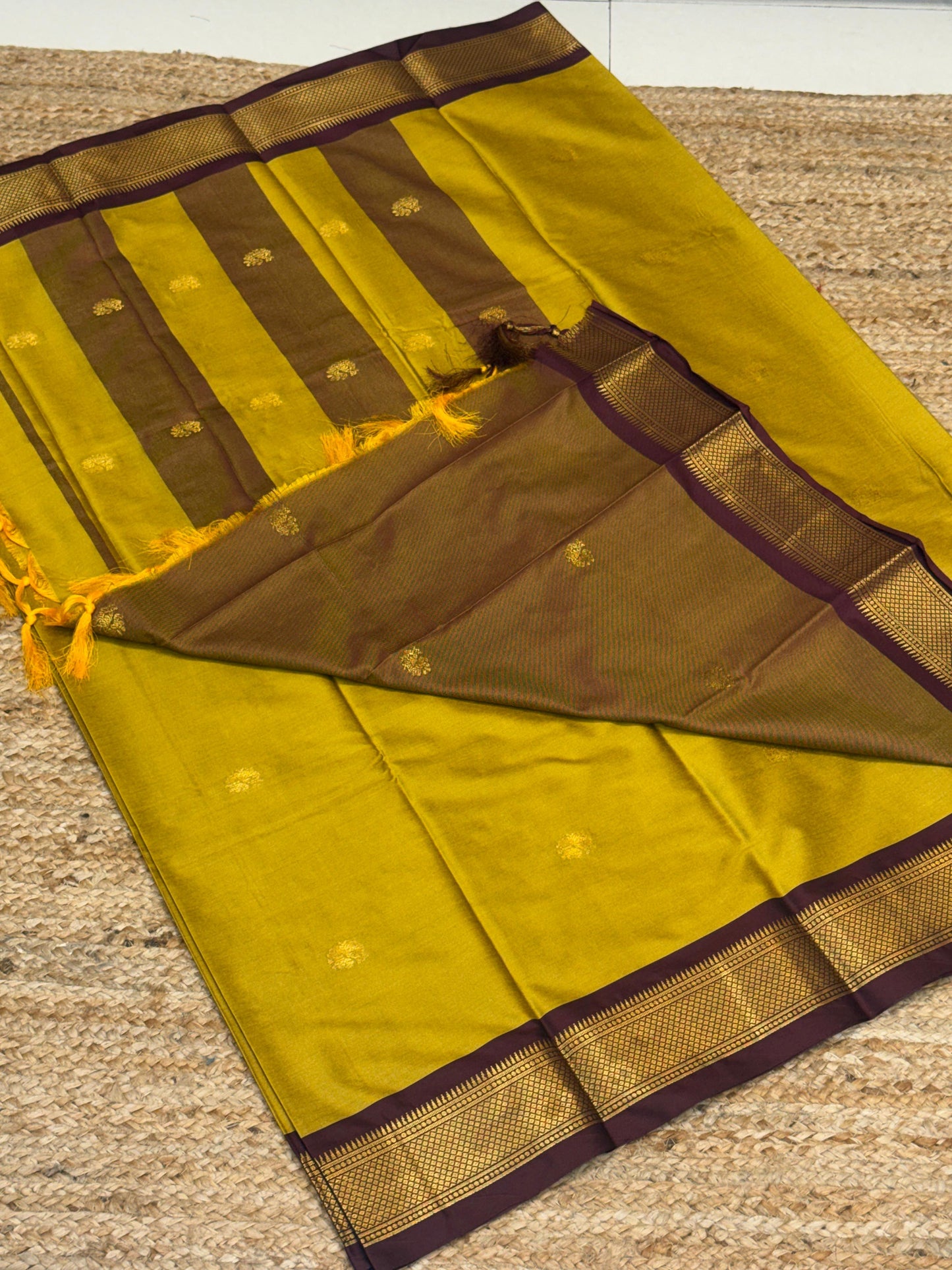 Cotton Silk Sarees with Jacquard Borders – 50 AED